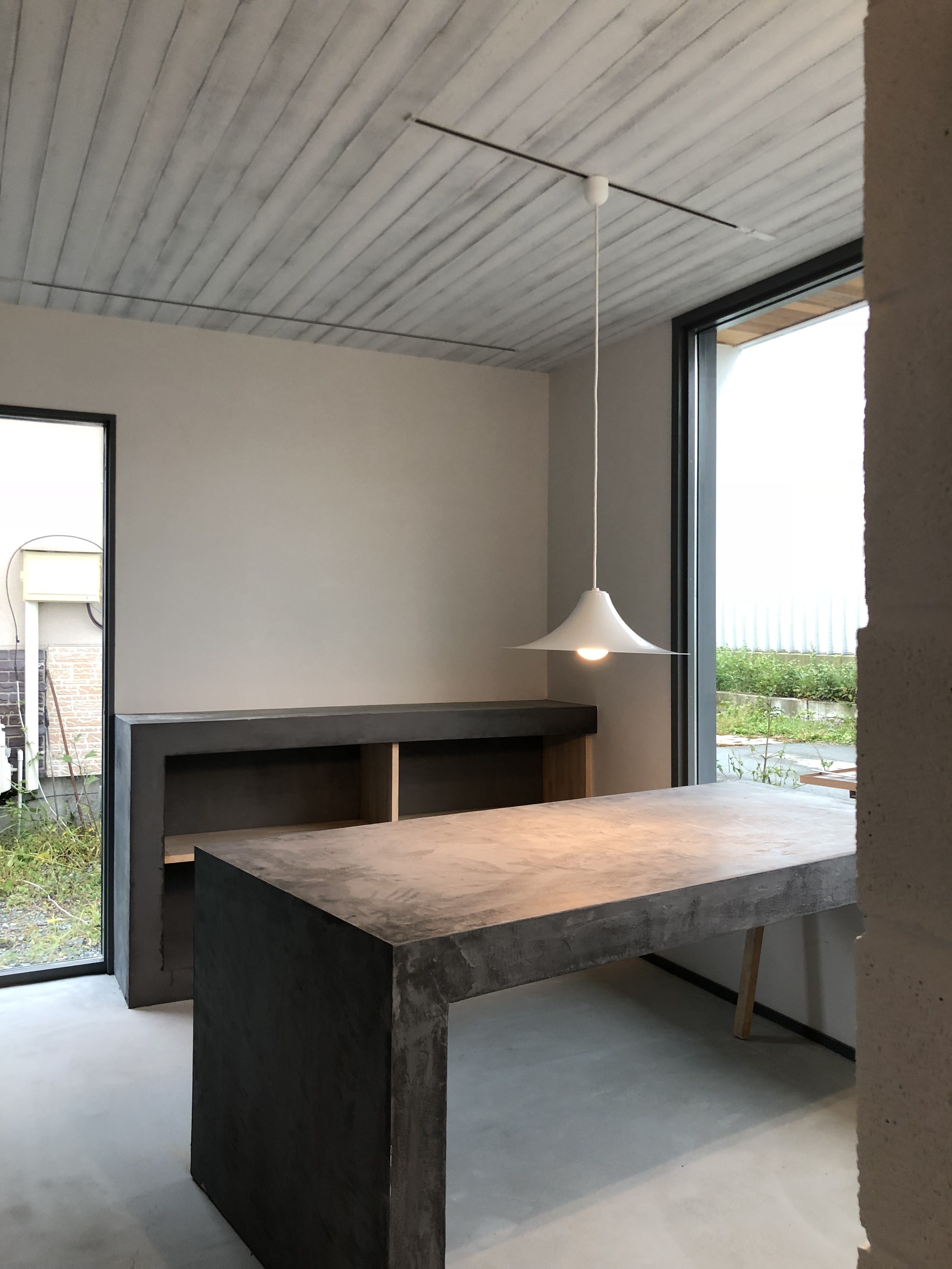 山梨の工務店、未来建築工房の新社屋studio HOUSEⅢⅨ完成目前。