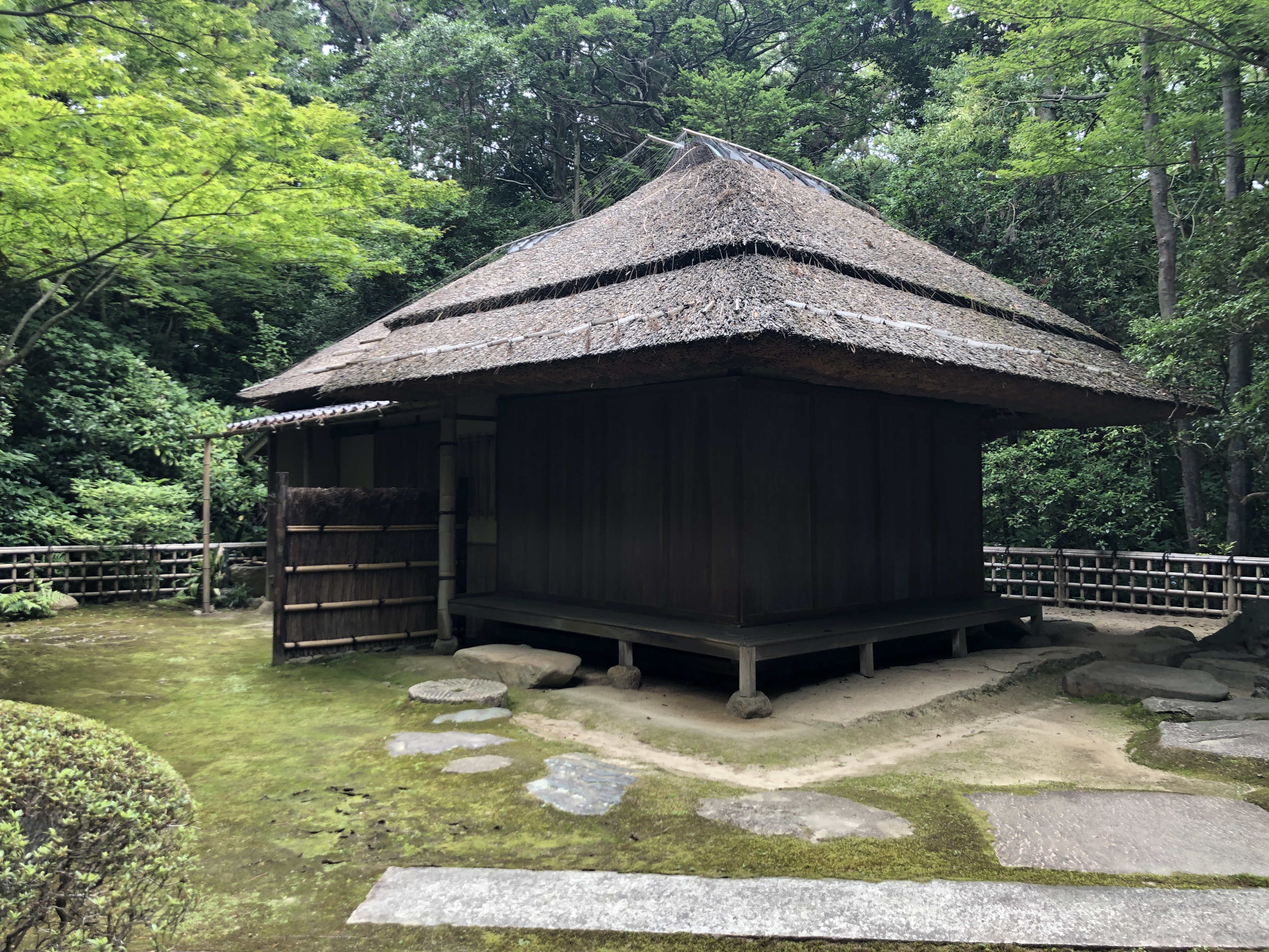 山梨県の工務店、未来建築工房とつくる注文住宅。｜岡山城、後楽園