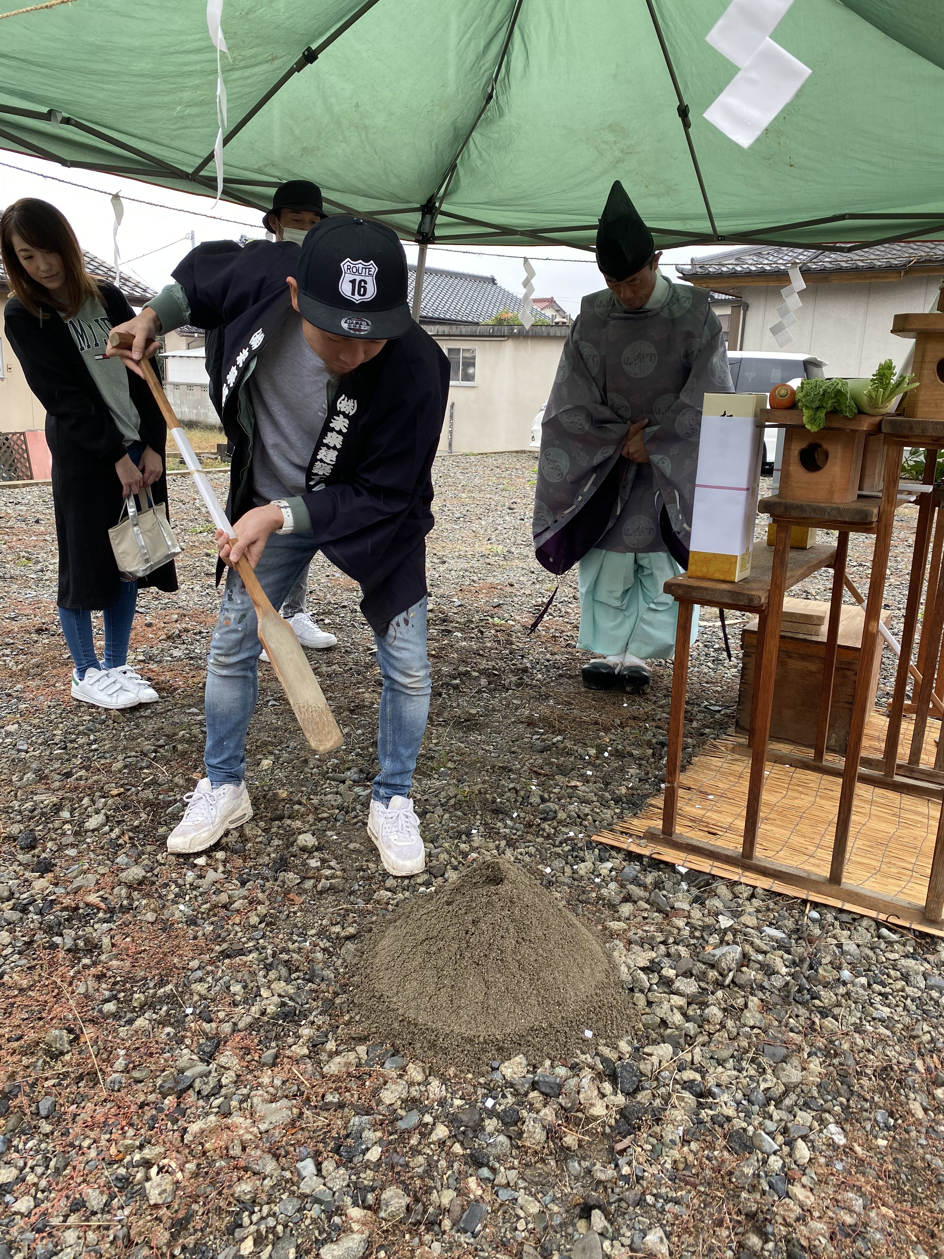 山梨県の工務店、未来建築工房とつくる注文住宅。｜南アルプス市にて地鎮祭。